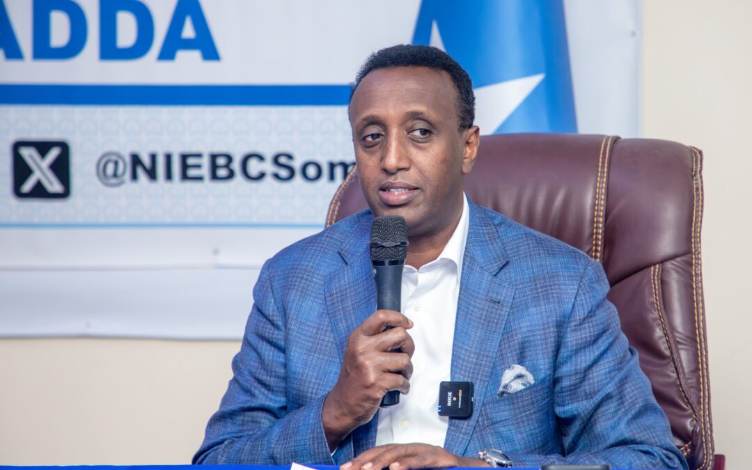 Guddiga Madaxa-Bannaan Ee Doorashooyinka Qaranka Iyo Soohdimaha Oo La Kulmay qaar ka mid ah Ururrada Siyaasadda