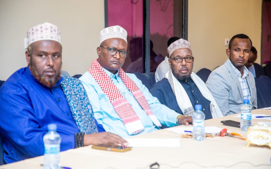 Guddiga Madaxa-Bannaan ee Doorashooyinka Qaranka iyo Soohdimaha ayaa kulan wadatashi la qaatay qaar ka mid ah culummada Soomaaliyeed.