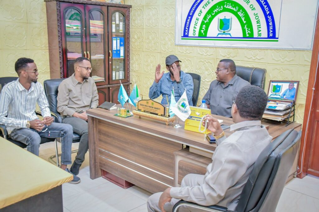 Wafdi ka socdo GMDQS oo  Kulan La Qaatay Gudoomiyaha Degmada Jowhar iyo Wasiirka Waxbarashada Hirshabelle