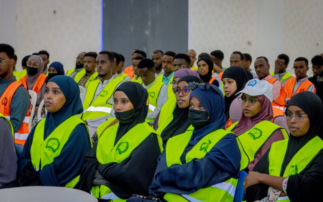 Guddiga Madaxa Bannaan ee Doorashooyinka Qaranka & Soohdimaha ayaa kulan ka yeeshay  Dardargelinta Diiwangelinta Cod-bixiyayaasha Gobolka Banaadir.