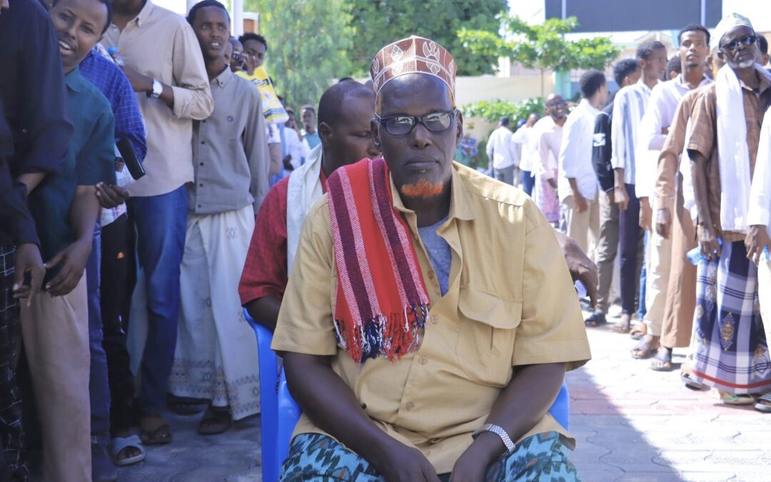 Bog cusub oo u bilaabmay Dharkeenley: Diwaangalinta Codbixiyayaasha saakay ka bilaabatay Degmada Dharkeenley.